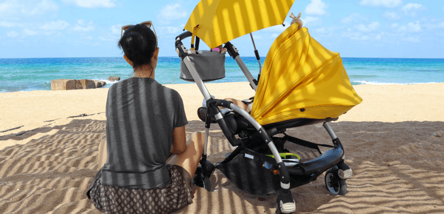 Plage bébé, protection pour le soleil